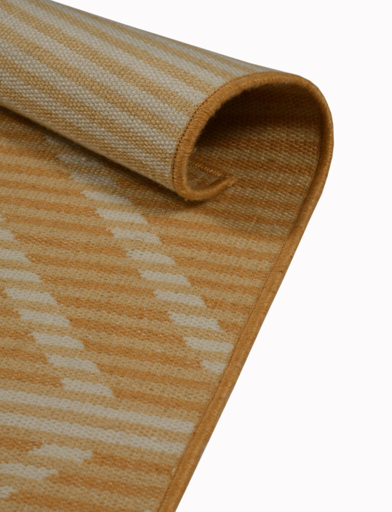 Prism Collection, Godyese
