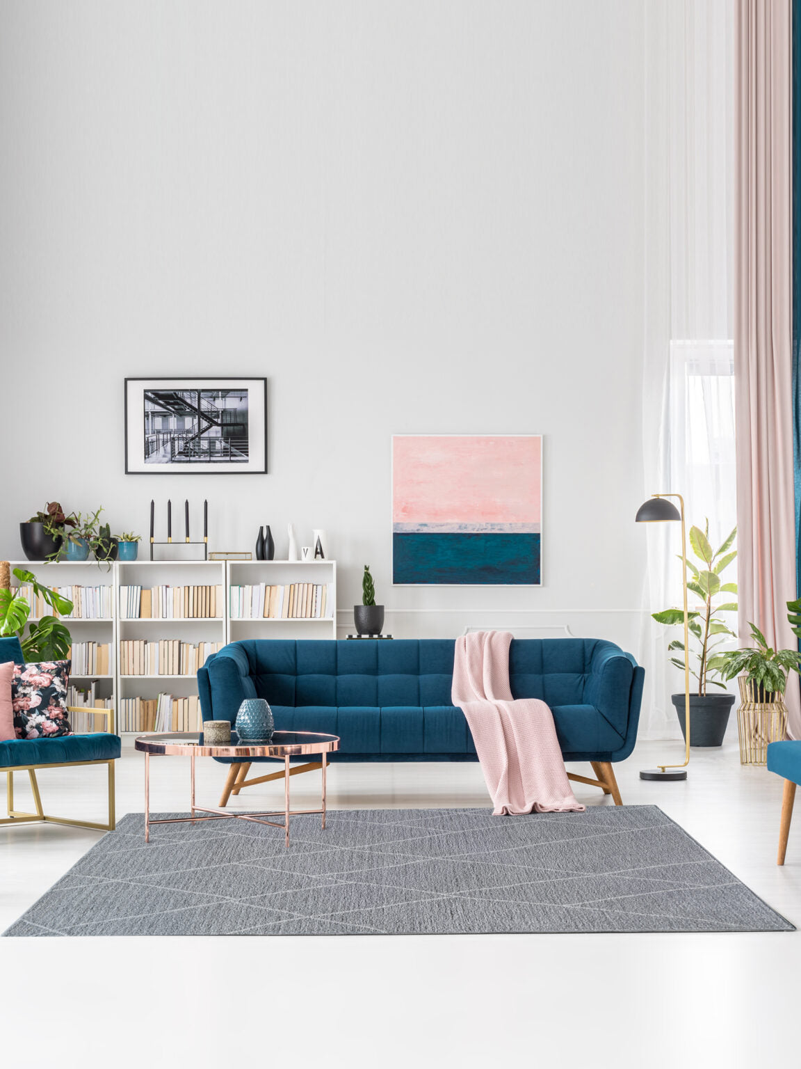 Casablanca Collection, Linear
